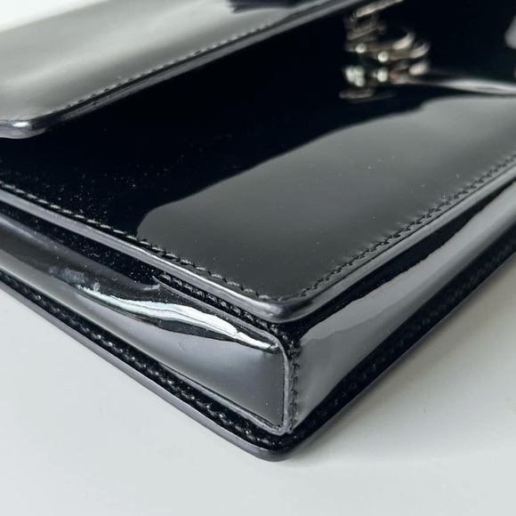 Ferragamo Vara Bow Bag - Picture 8 of 12